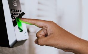 Da Senha  Biometria Escolha o Controle de Acesso Ideal para Sua Segurana